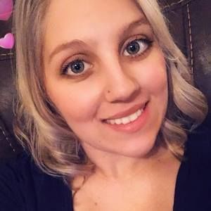 Meet your Posher, Brittni